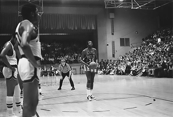 Meadowlark Lemon at the foul line during the Harlem Globetrotters game at Brogden Hall in Wilmington, North Carolina on March 19, 1971.