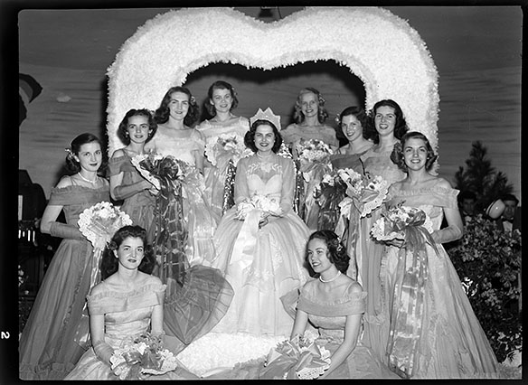 1949 Queen of the North Carolina Azalea Festival, actress Martha Hyer, with her court.