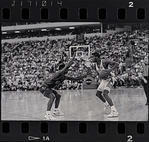 Hubert Davis versus Kansas during 1991 NCAA Final Four