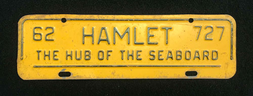 Front license plate that reads "Hamlet, The Hub of the Seaboard."
