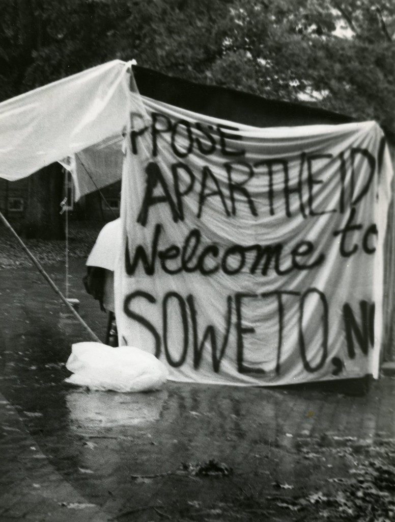 A shanty during the 1986 protest. From the Records of the Black Student Movement, #40400. 